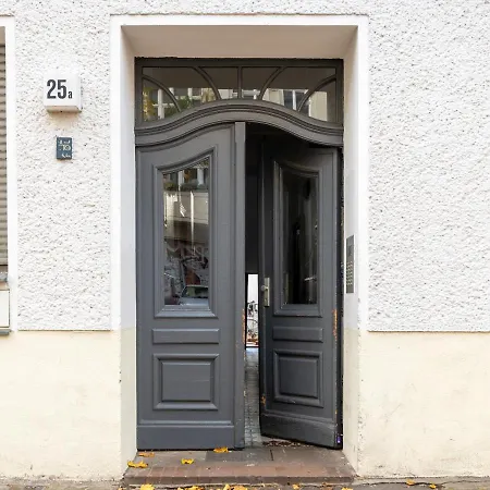 Limehome Malmoeer Strasse * Berlijn
