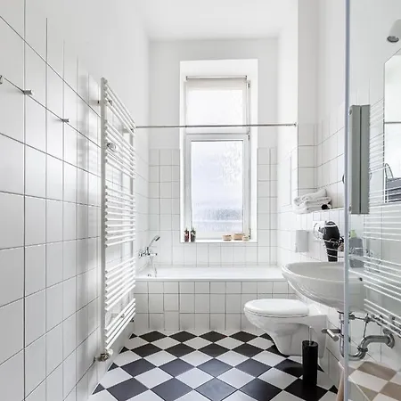 Limehome Malmoeer Strasse * ברלין