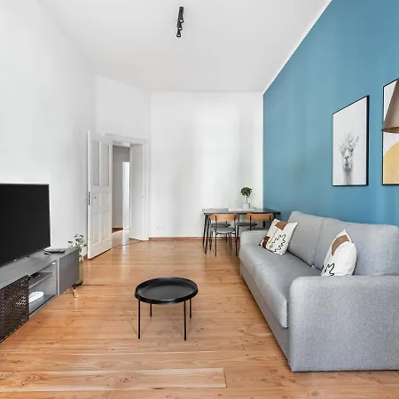 Limehome Malmoeer Strasse شقة *