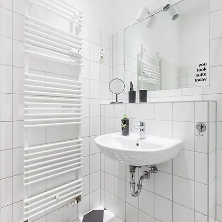 شقة Limehome Malmoeer Strasse برلين
