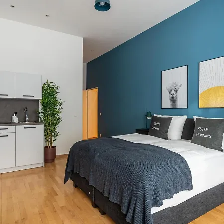 Limehome Malmoeer Strasse * ברלין