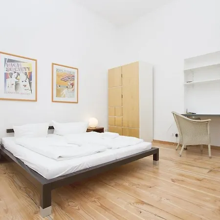 Limehome Malmoeer Strasse شقة *