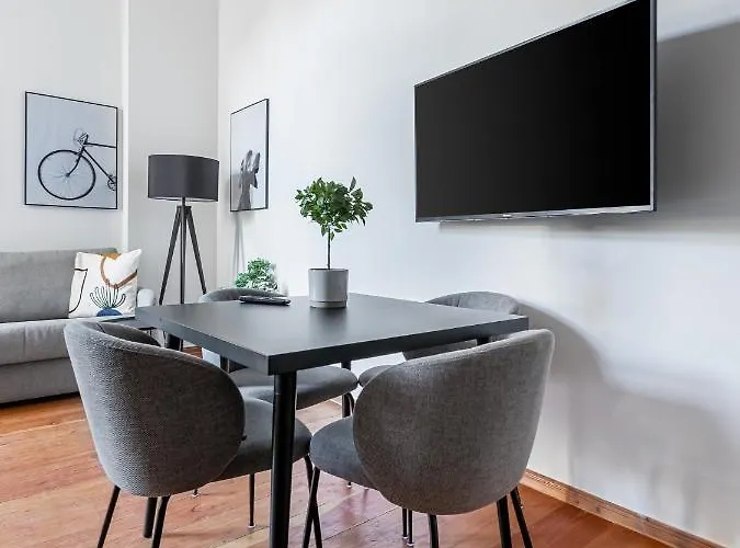 Limehome Malmoeer Strasse *