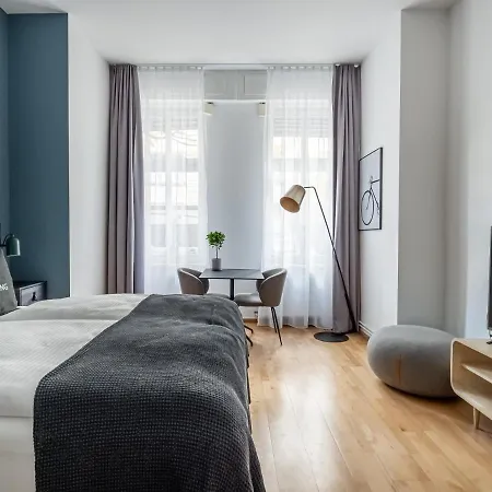 Limehome Malmoeer Strasse *